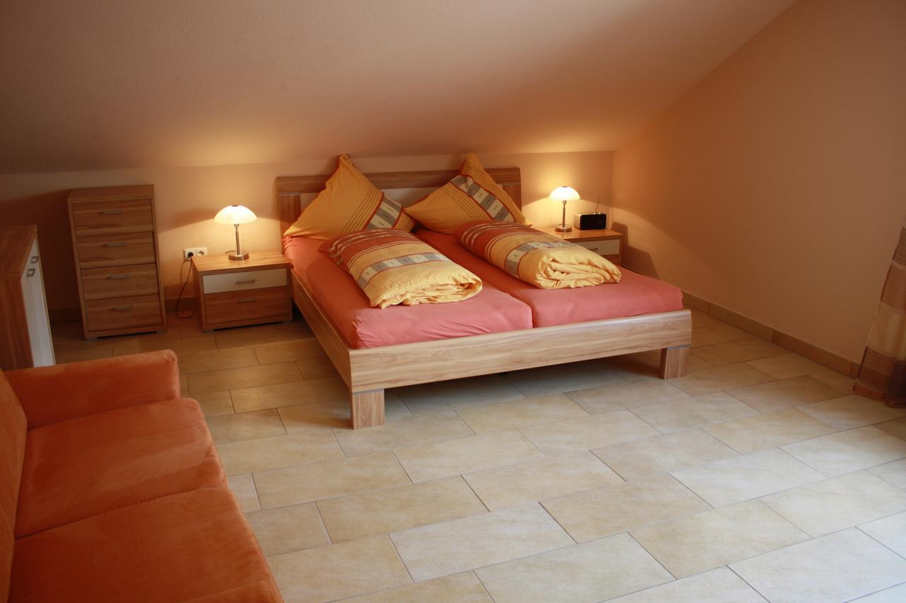 Ferienhaus Trimmisch Ediger-Eller Esterno foto