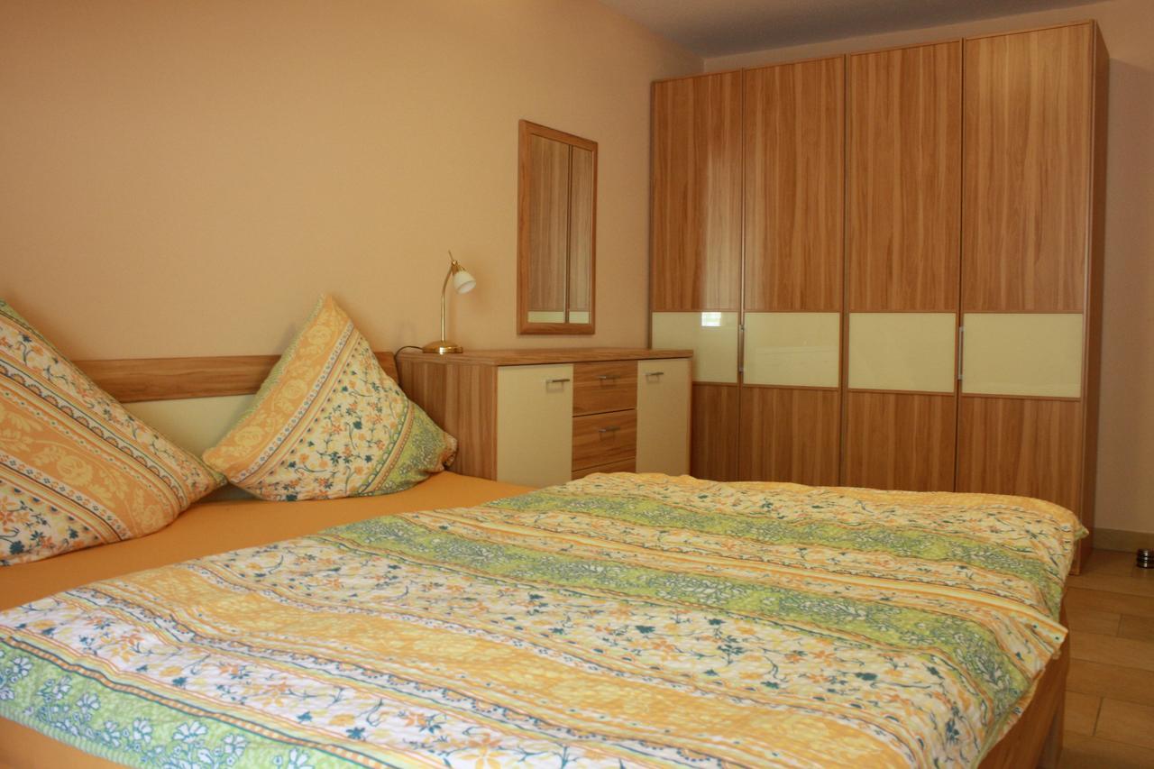 Ferienhaus Trimmisch Ediger-Eller Esterno foto